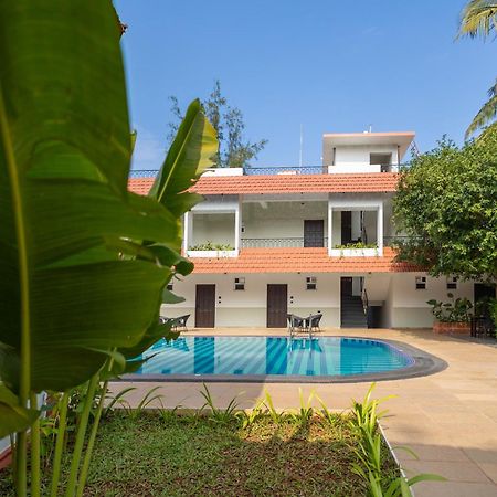 Anjuna Blue Resort Bagian luar foto
